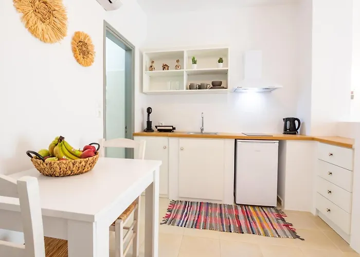 Anemos Guest Apts