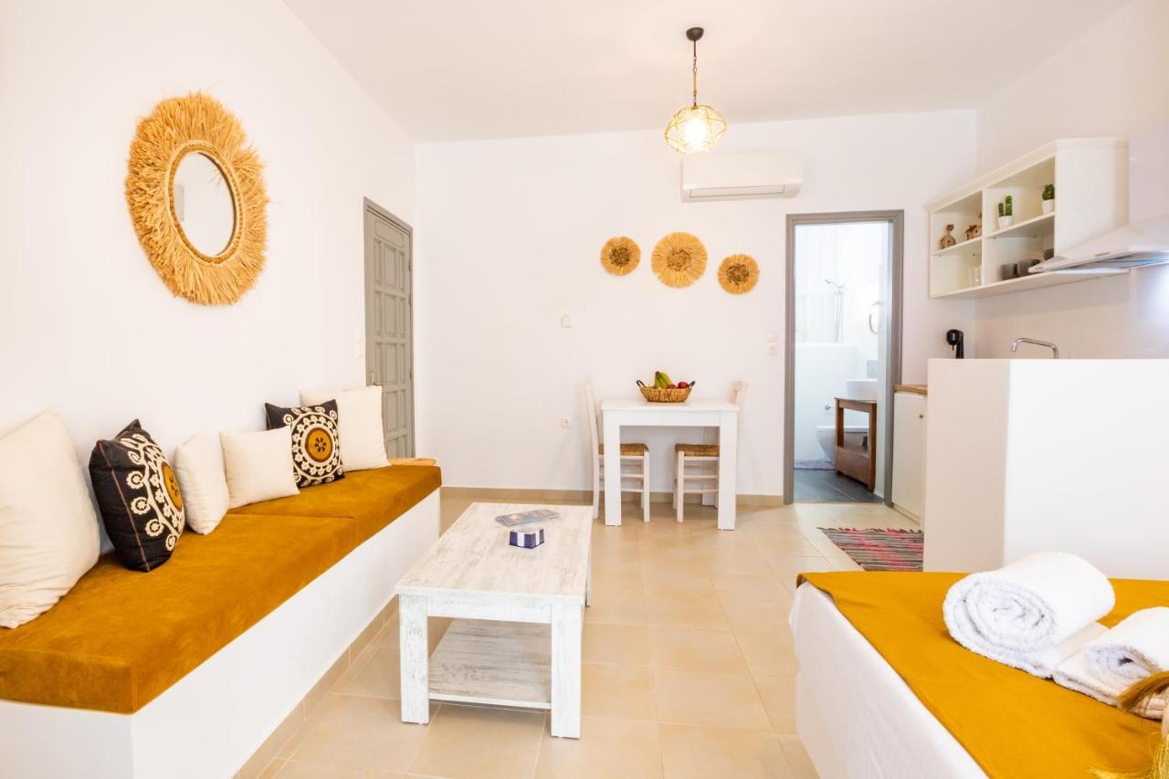Anemos Guest Apts * Kárpatos